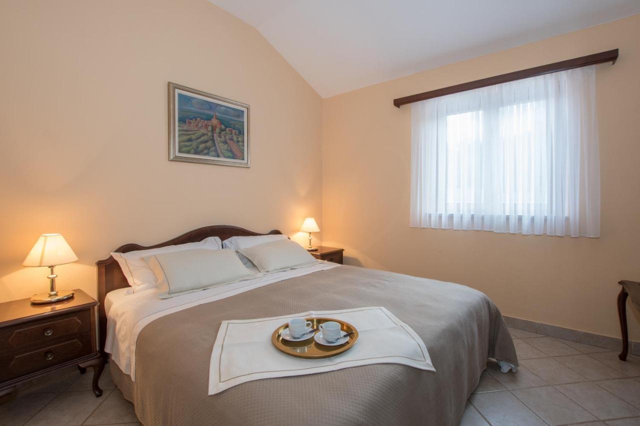 Apartments Viler Buje Kültér fotó